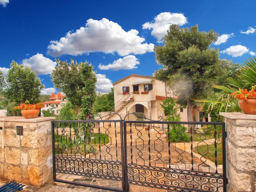 Ivan 1408 Apartman Banjole